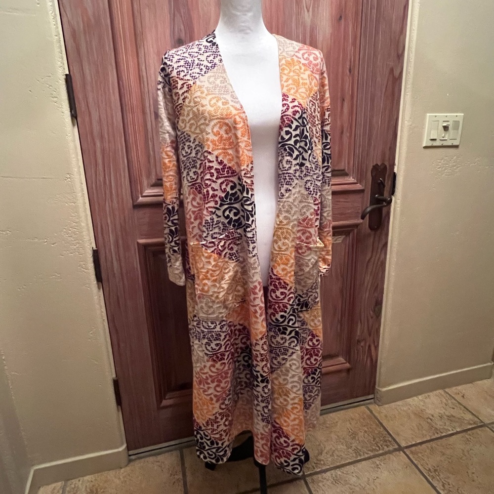 24..LuLaRoe Long Cardigan/shawl NWT SZ Small